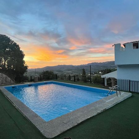 Villa Noviembre La Iruela Extérieur photo