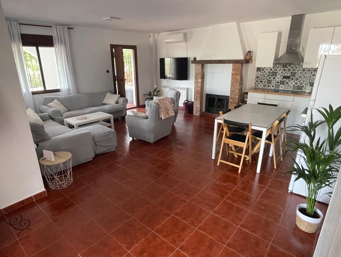 Villa Noviembre La Iruela Extérieur photo